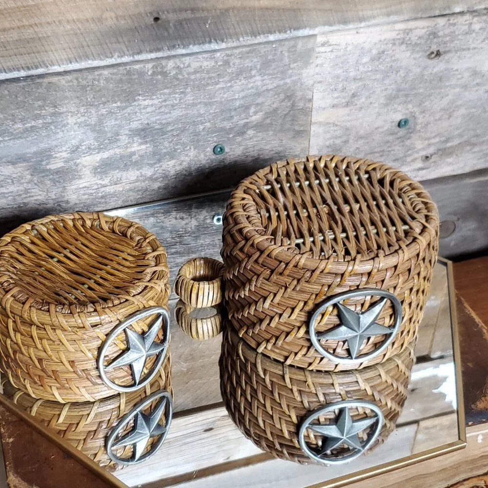 Texas Star Wicker Trinket Baskets - Set of 2.